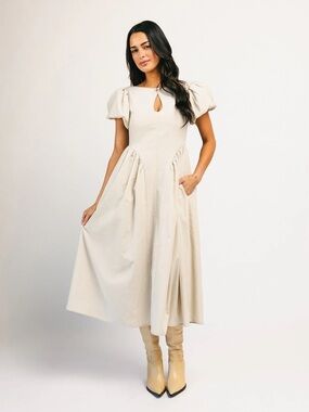 NWT Zoco exclusive Cream Puff-Sleeve Midi Dress with Keyhole Neckline